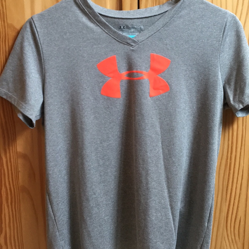 Under Armor Tee